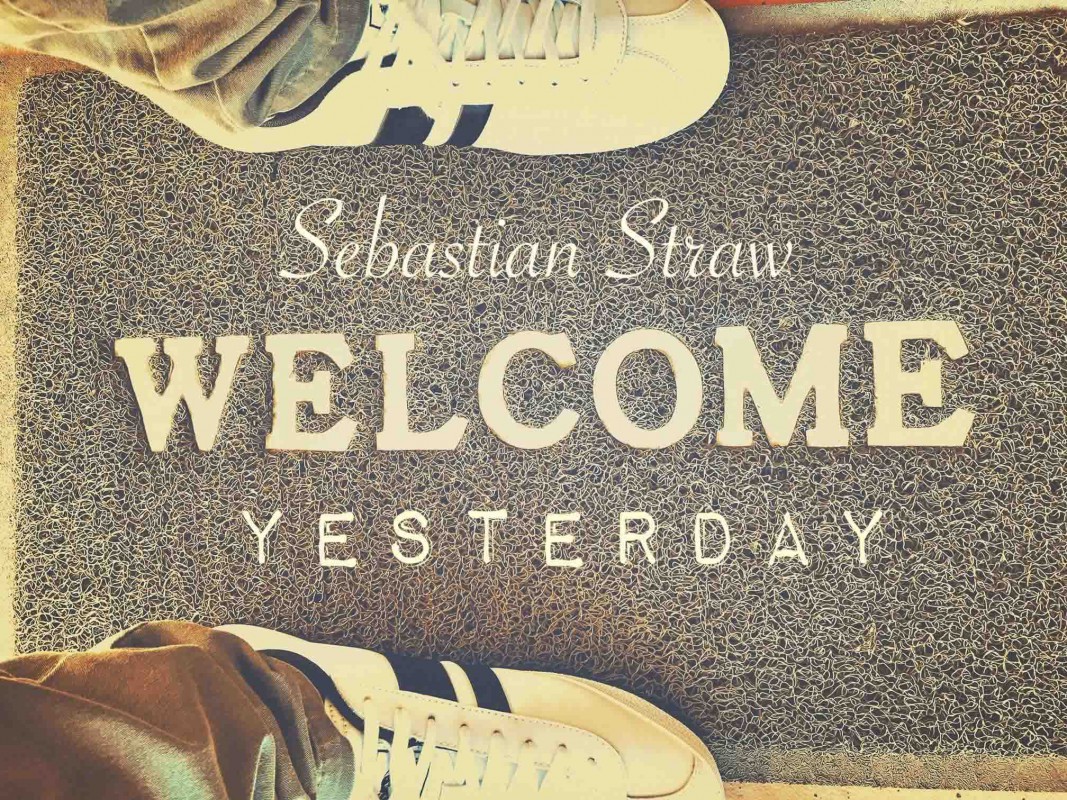 Welcome yesterday è il nuovo album di Sebastian Straw, 11 brani brit-pop dal retrogusto italiano